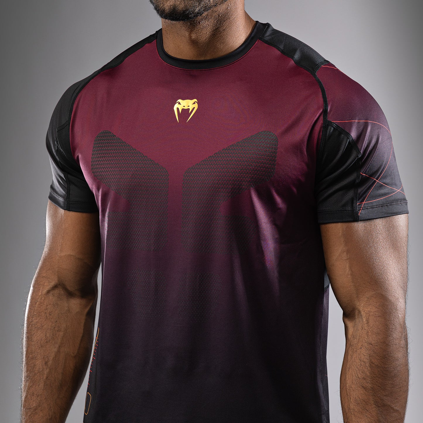 Venum Tactical XT Dry Tech T恤 – 黑色/酒红色/金色