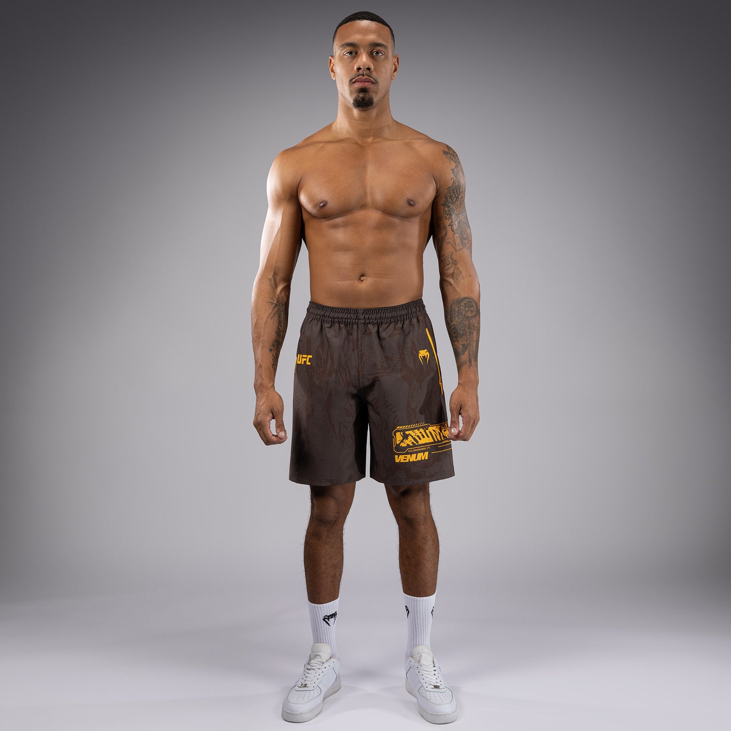 UFC Fusion by Venum Fight Week 男士性能短裤 – 土褐色
