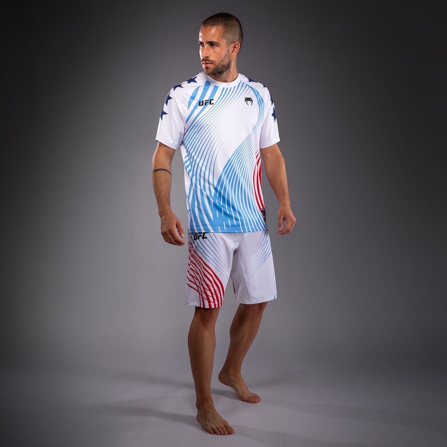 Official UFC Freedom 250 by Venum 男士 Authentic Fight Night Walkout 出场训练服 - 白色