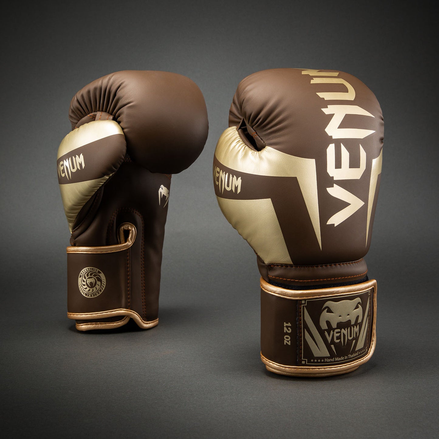 Venum Elite 拳击手套 – 深棕色