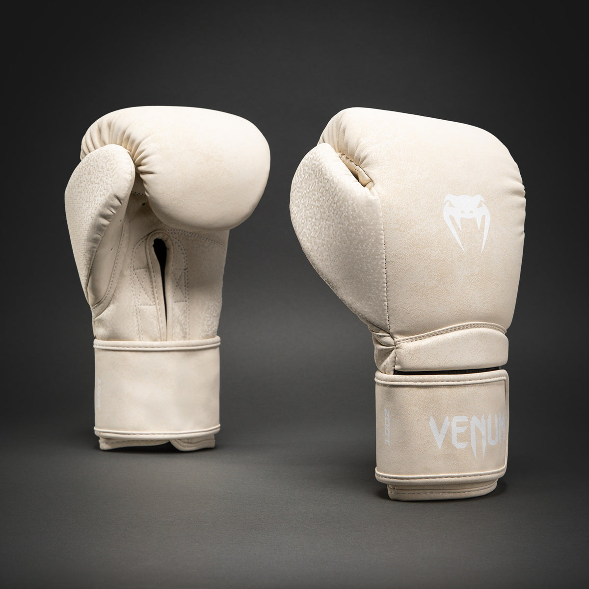 Venum Stone 2.0 拳击手套 - 沙色