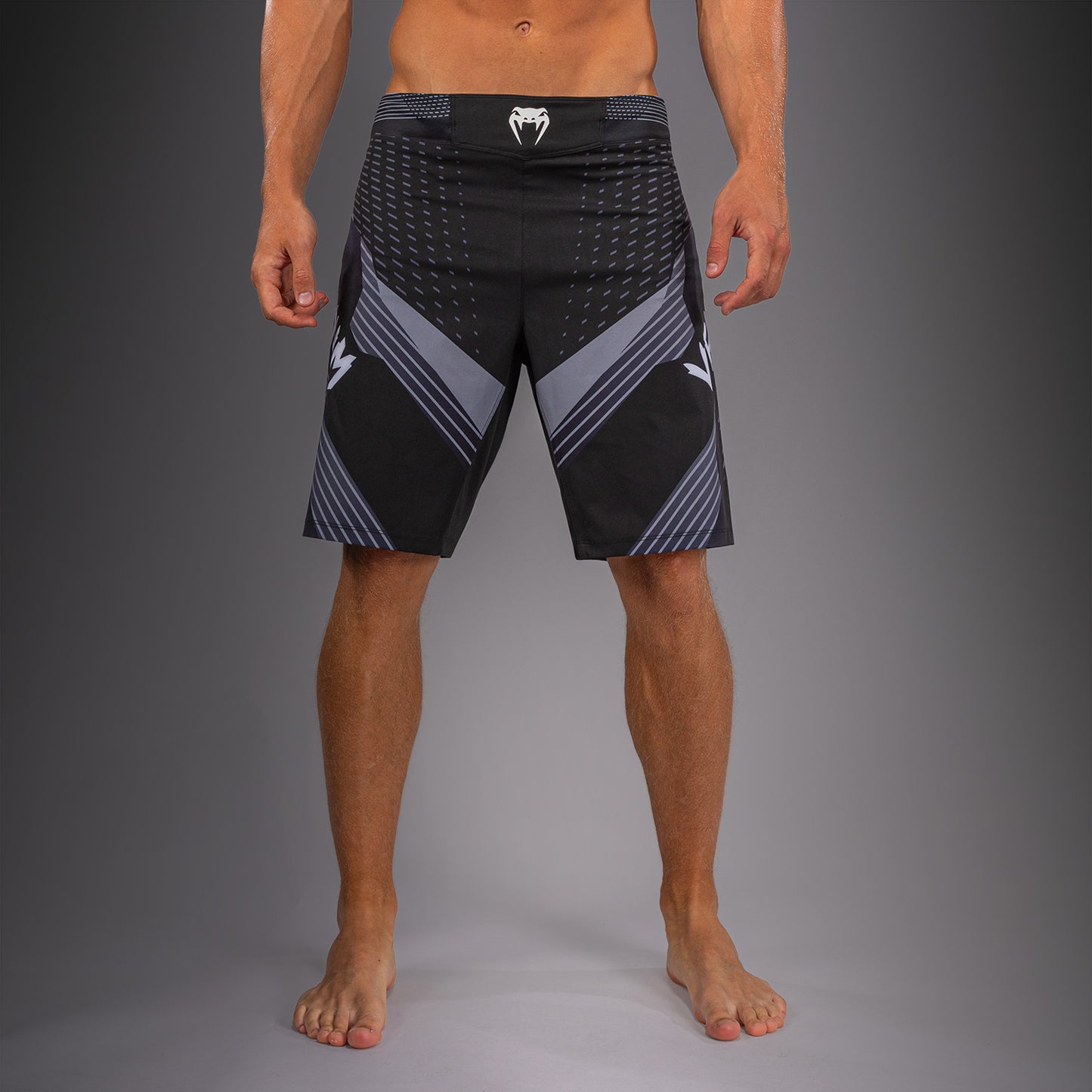 NO-GI 6.0 格斗短裤 – 黑色/白色