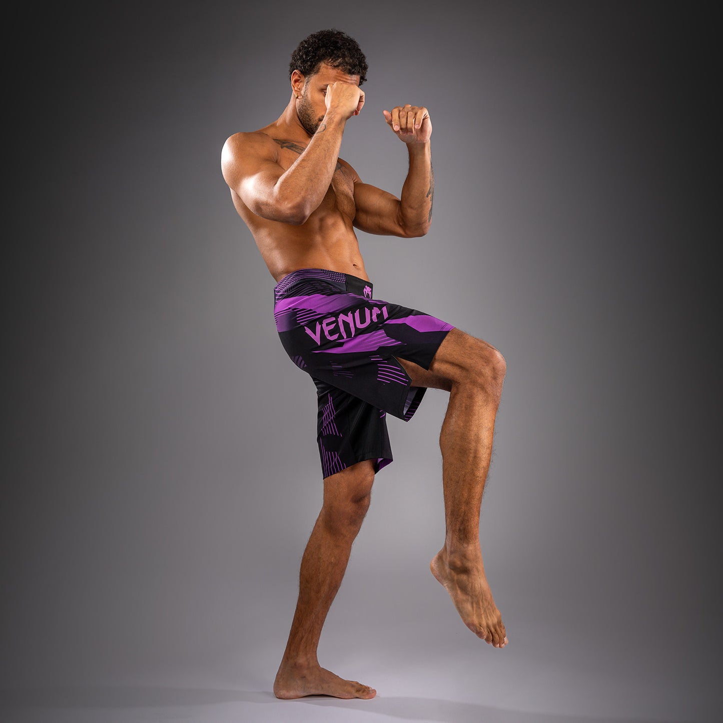 NO-GI 6.0 格斗短裤 – 黑色/紫色