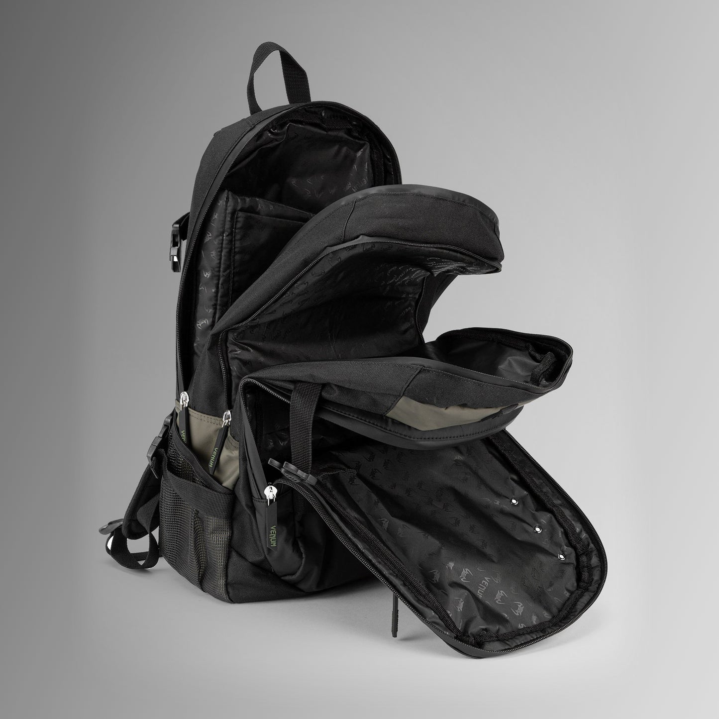 Venum Challenger Pro Evo 背包 (20-25L) – 卡其色/黑色