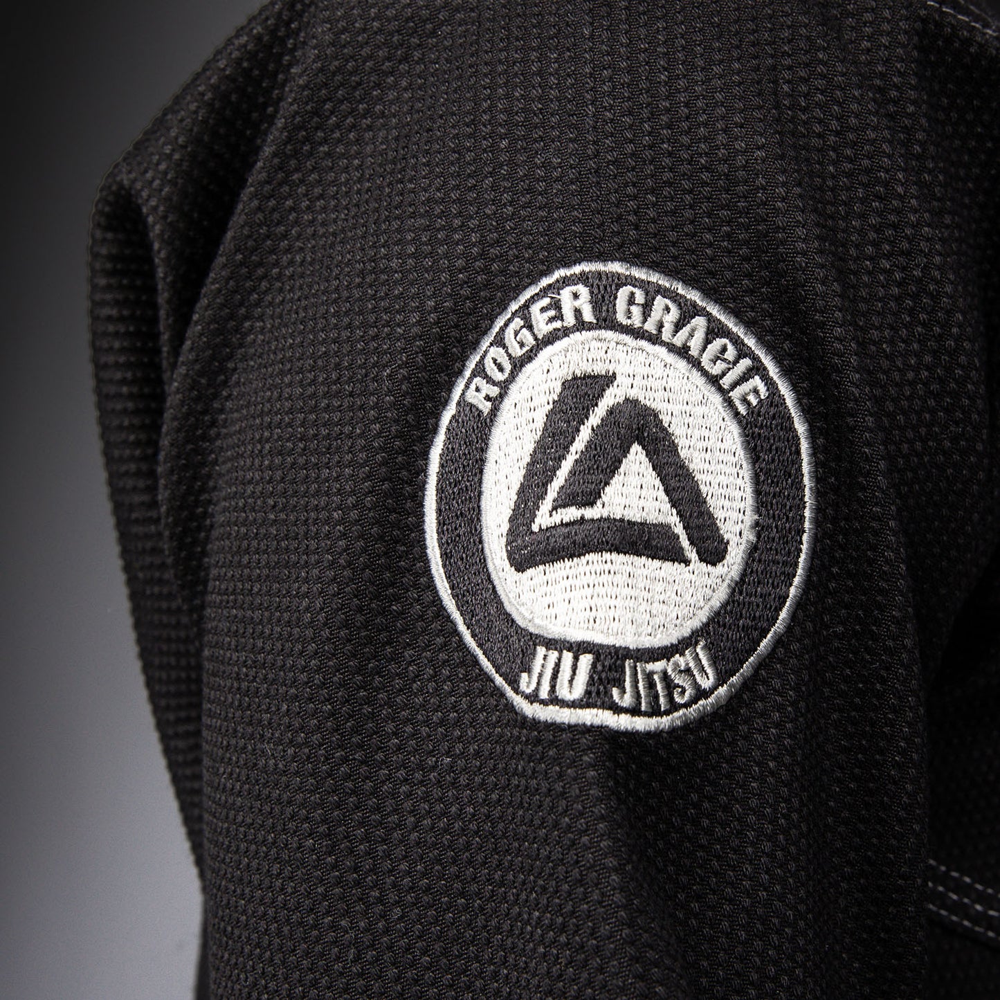 Venum X Roger Gracie Academy 柔术服 – 黑色