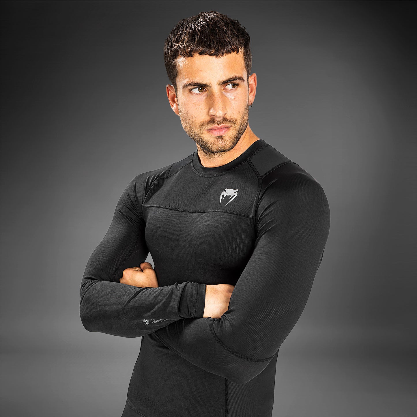 Venum G-Fit Air 紧身防磨衣长袖 – 黑色