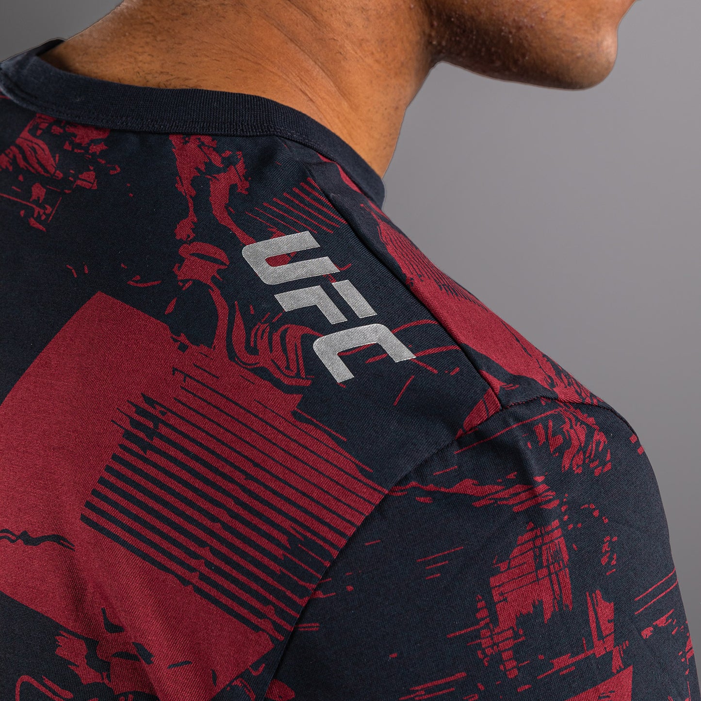 男士UFC Zenith by Venum 藏青色正品格斗周长袖T恤