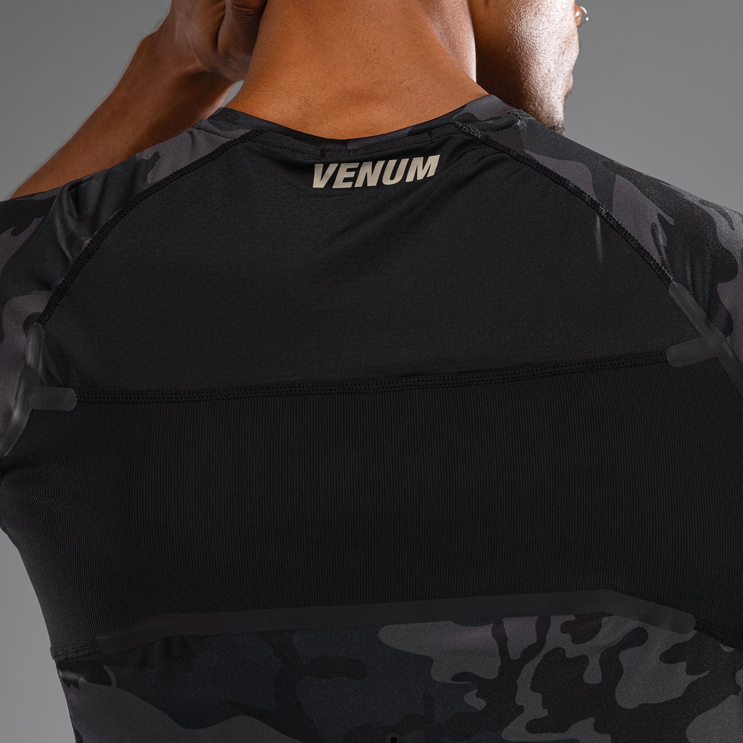 Venum G-Fit Air 男士 Dry-Tech T恤 – 城市数字迷彩