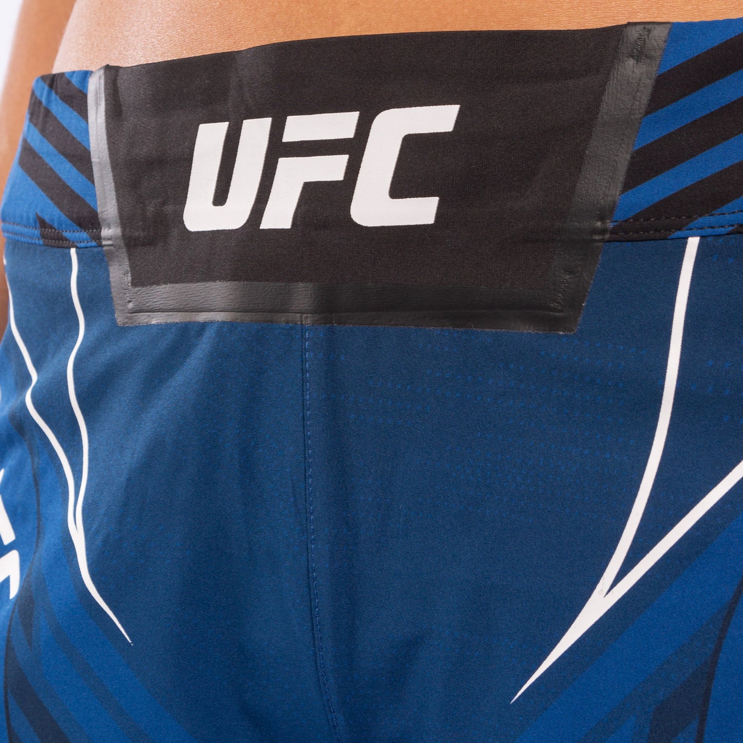 UFC Venum Authentic Fight Night 女士格斗短裤 – 短款 – 蓝色