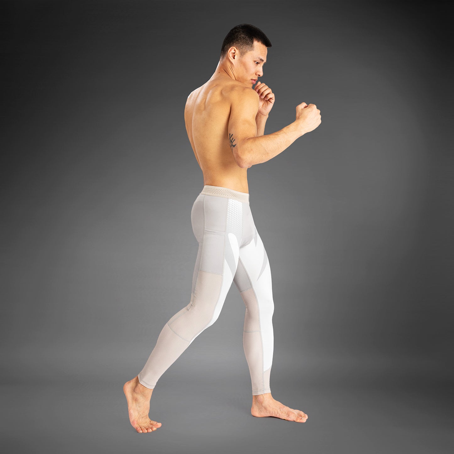 Venum Attack 男士紧身裤 – 沙色