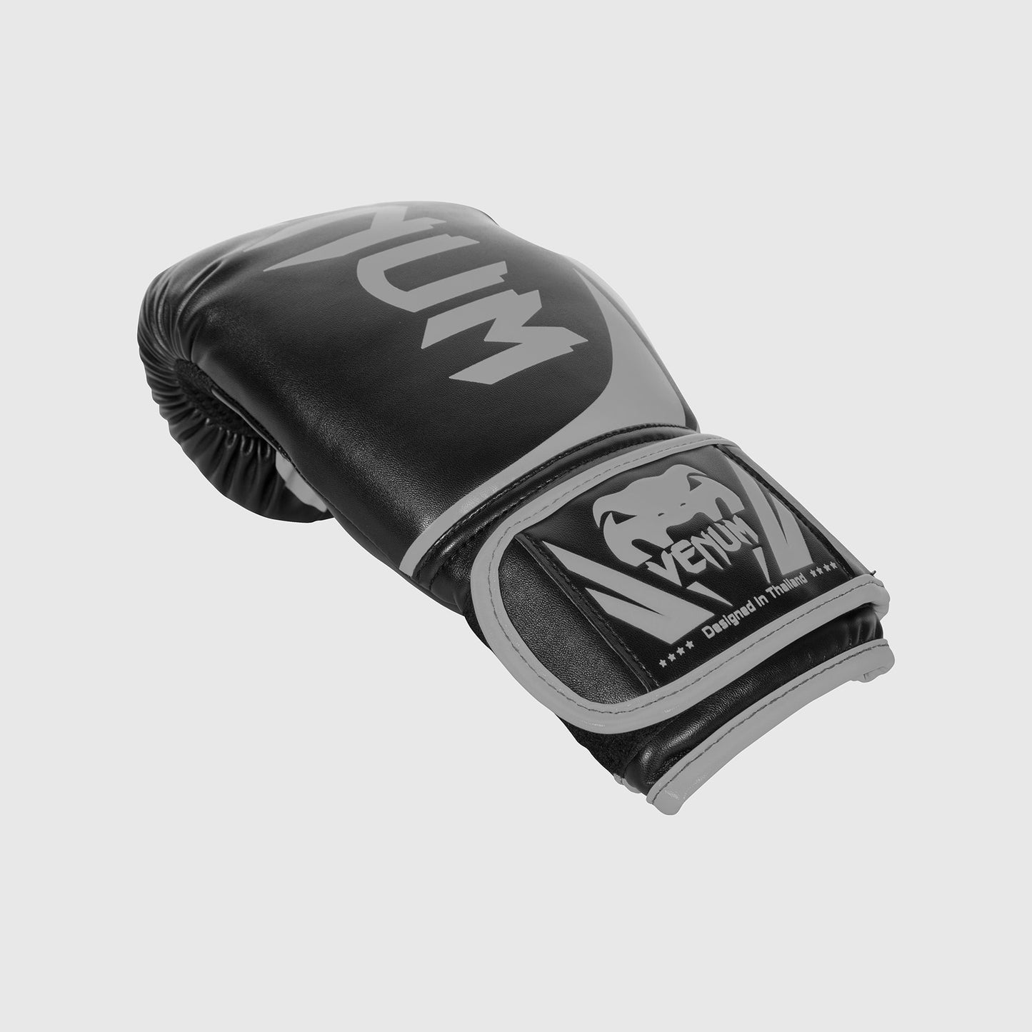 Venum Challenger 2.0 拳击手套 – 黑色/灰色