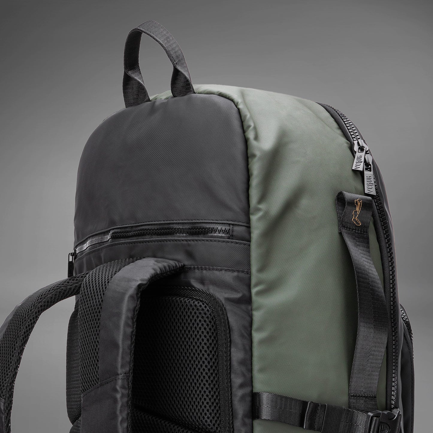 Venum Evo 2 Xtrem 背包 (50-63L) – 黑色/卡其色