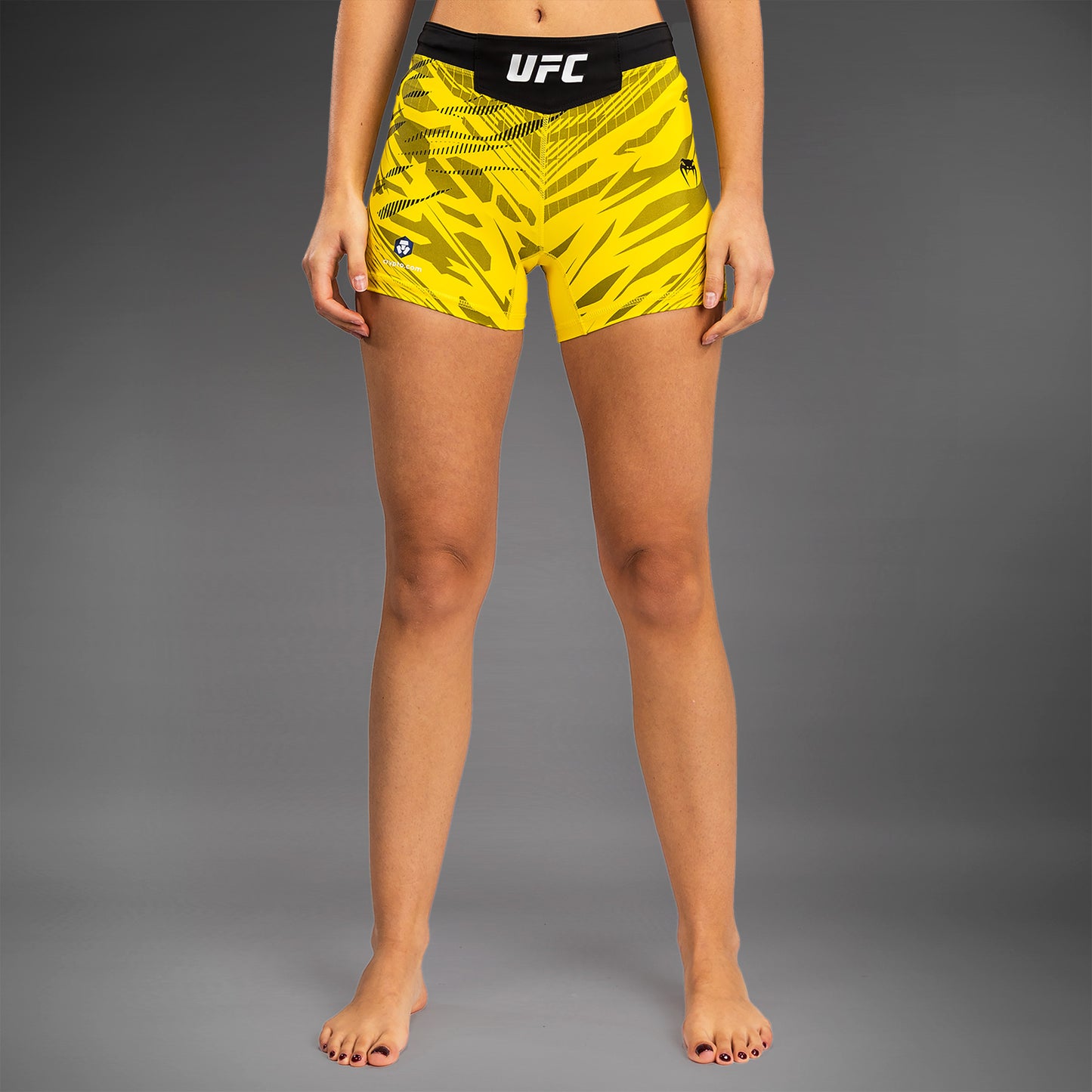 UFC Fusion by Venum 女士综合格斗短裤 – 短款 – 黄色