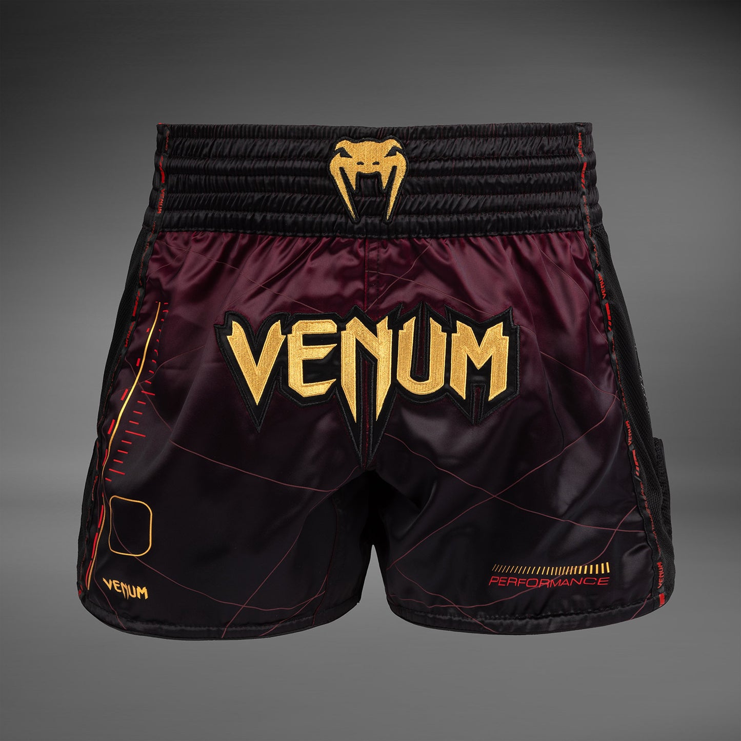 Venum Tactical XT 泰拳短裤 – 黑色/酒红色/金色