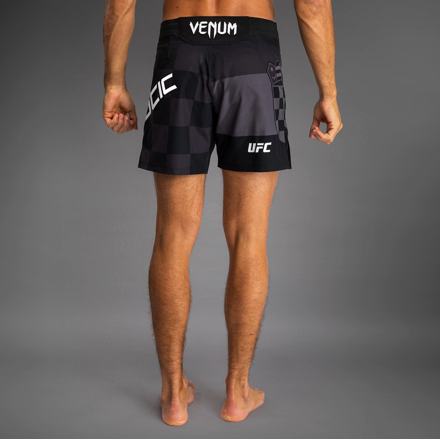 男士Venum UFC Unrivaled Black Stipe Miocic短款格斗短裤