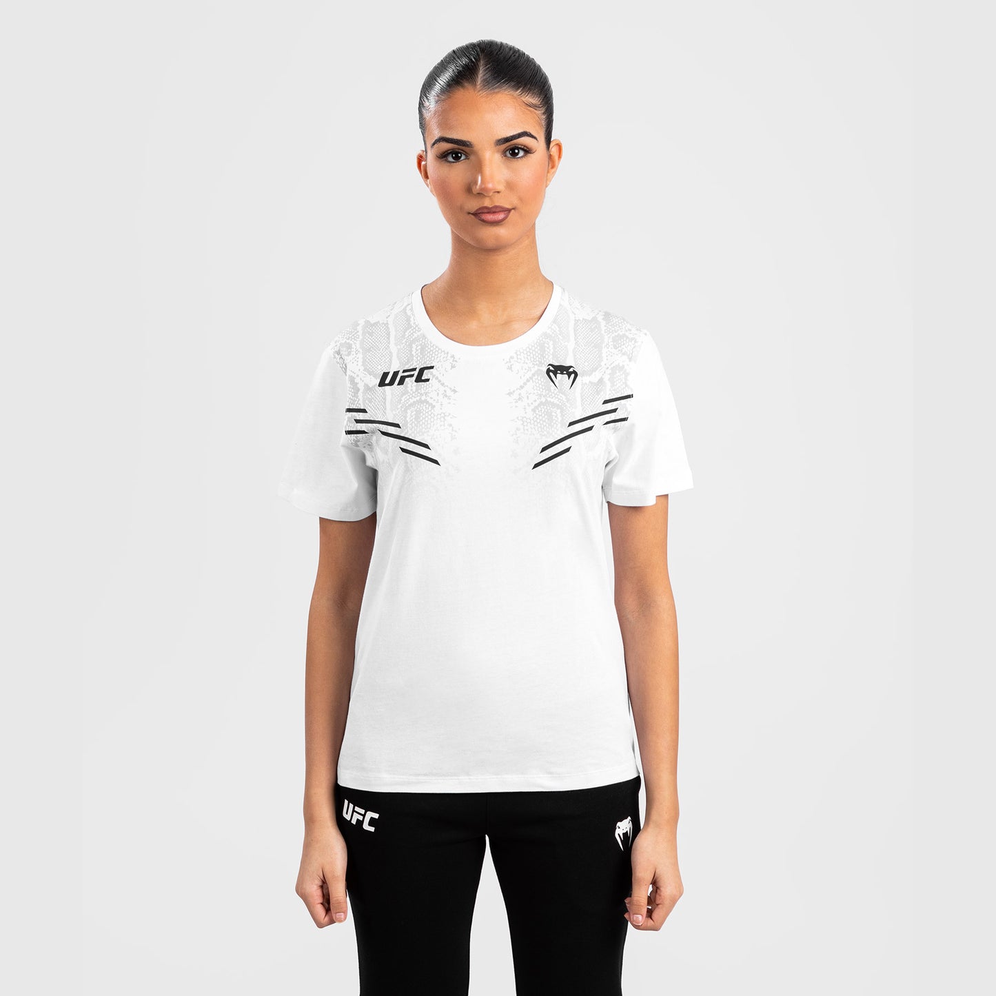 UFC Adrenaline by Venum Replica 女士短袖T恤 – 白色