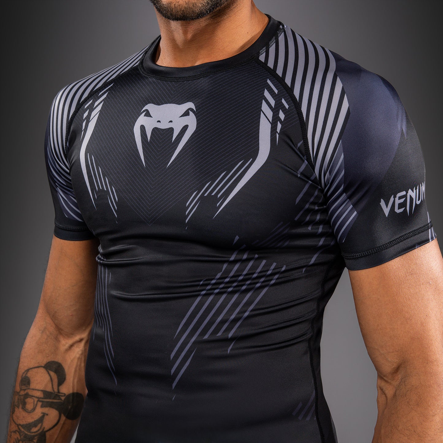 NO-GI 6.0 短袖紧身防磨衣 – 黑色/灰色