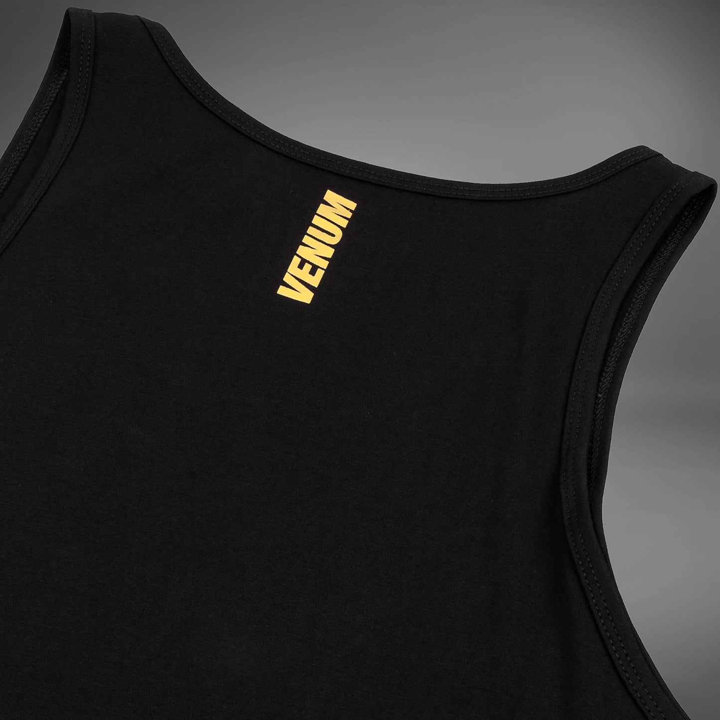 Venum Muay Thai VT背心 – 黑色/金色