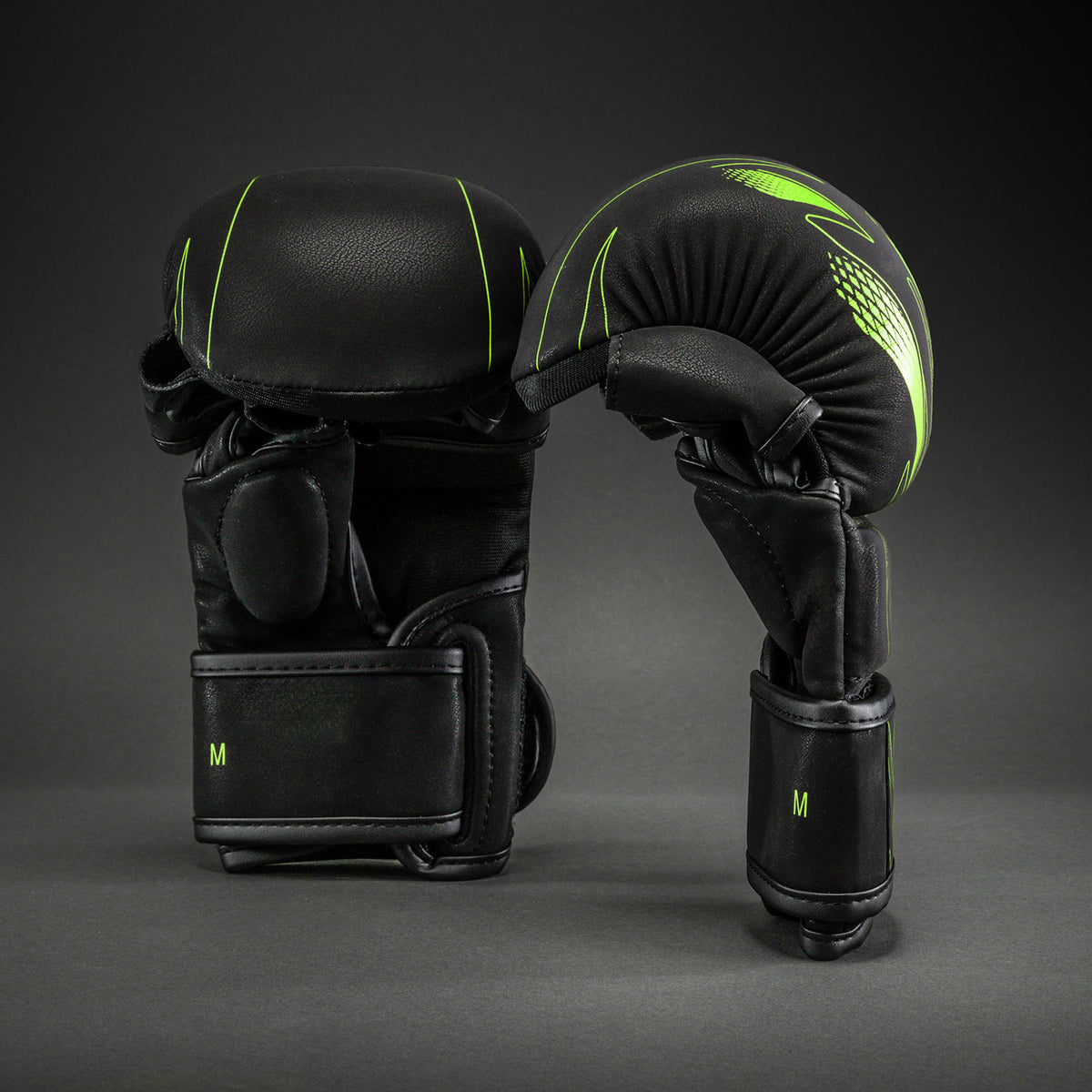 Venum Amazonia Reborn MMA实战训练手套 - 黑色/绿色