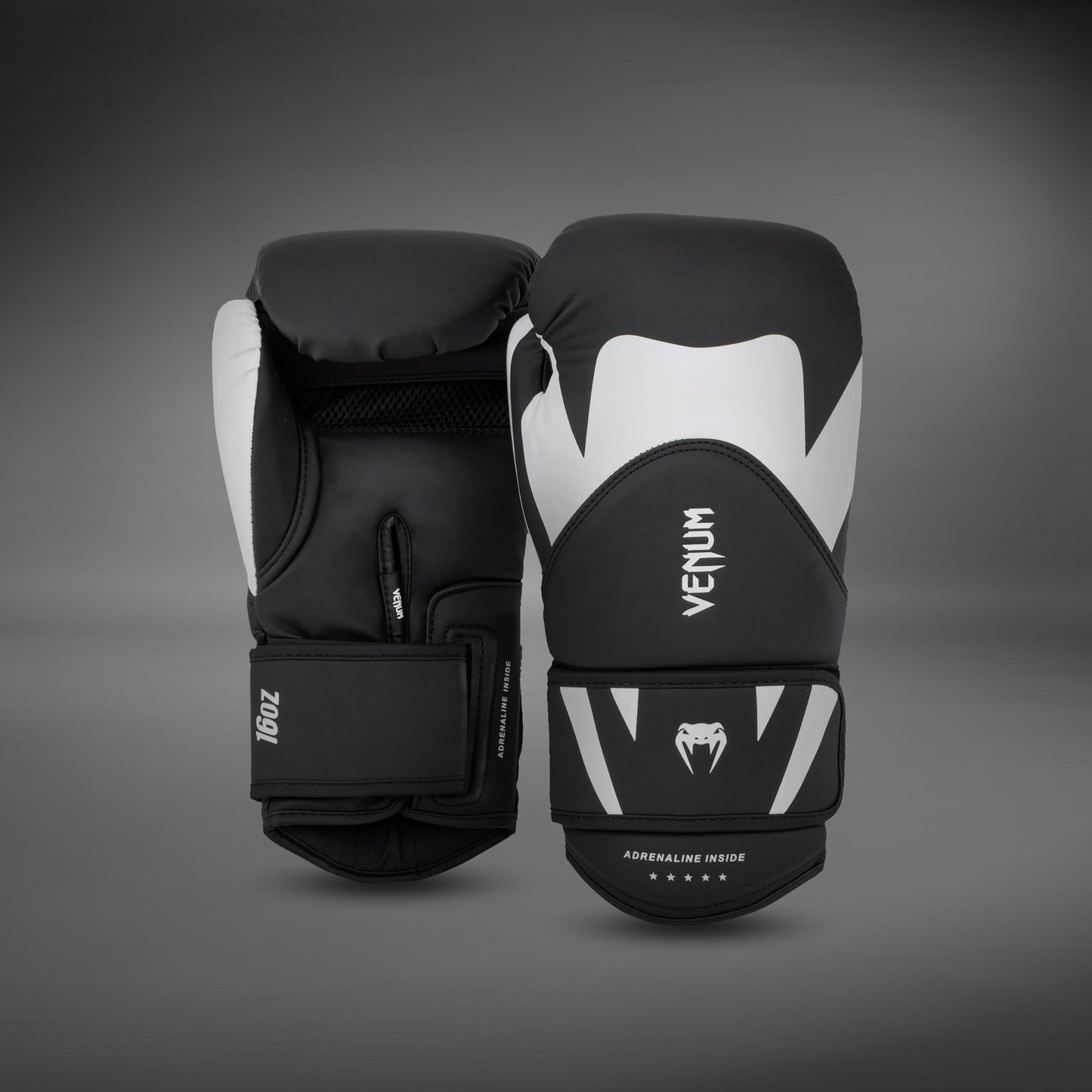 Venum Challenger 4.0 拳击手套 – 黑色/白色