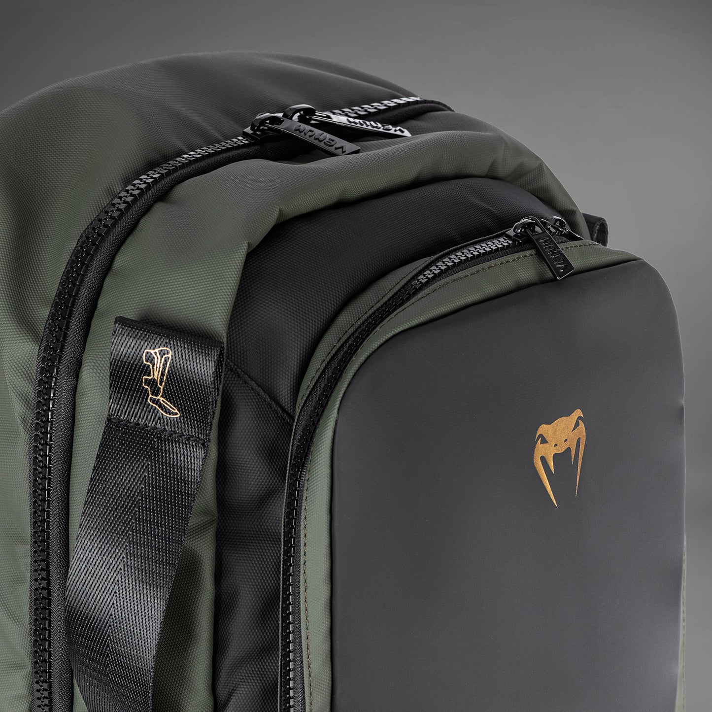Venum Evo 2 背包 (20-25L) – 黑色/卡其色