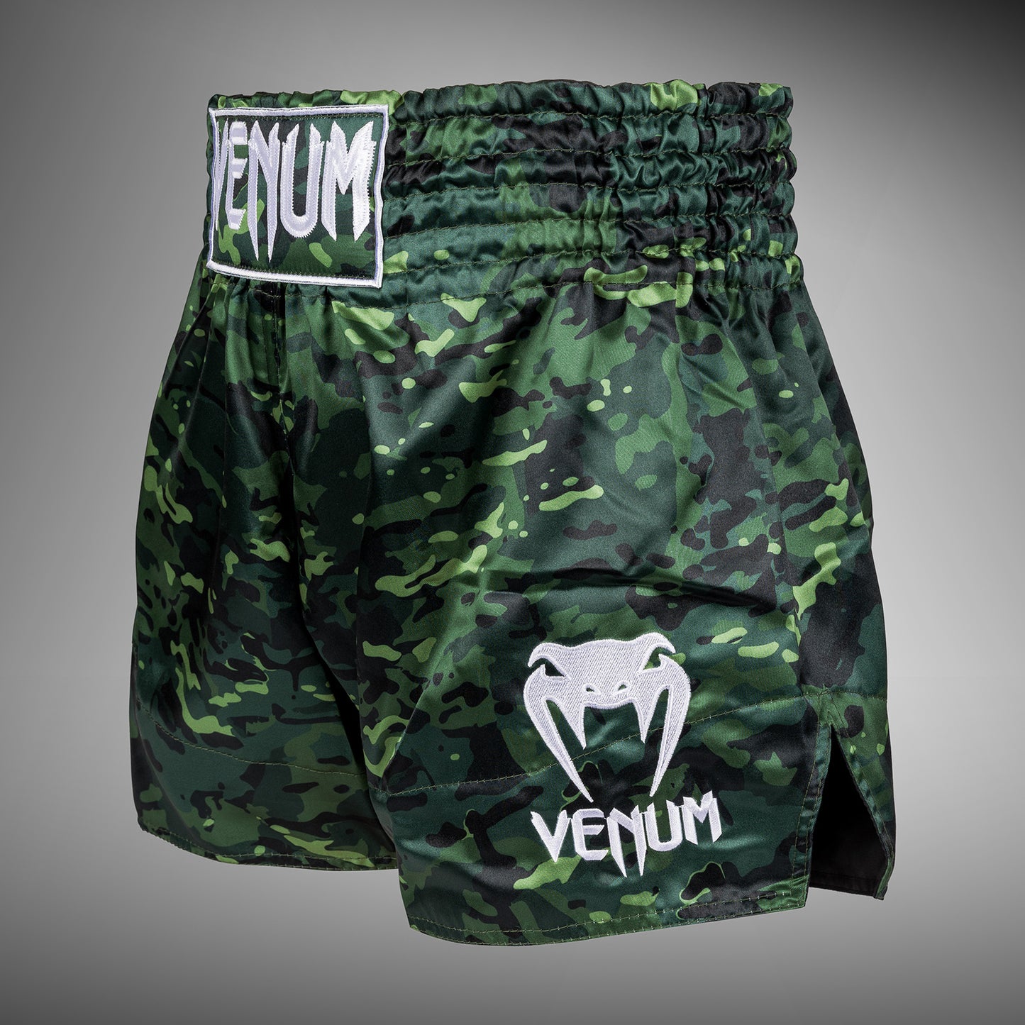 Venum Classic 泰拳短裤 – 森林迷彩
