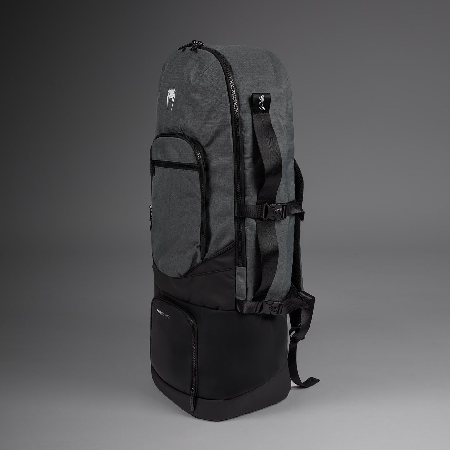 Venum Evo 2 Xtrem 背包 (50-63L) – 风暴灰