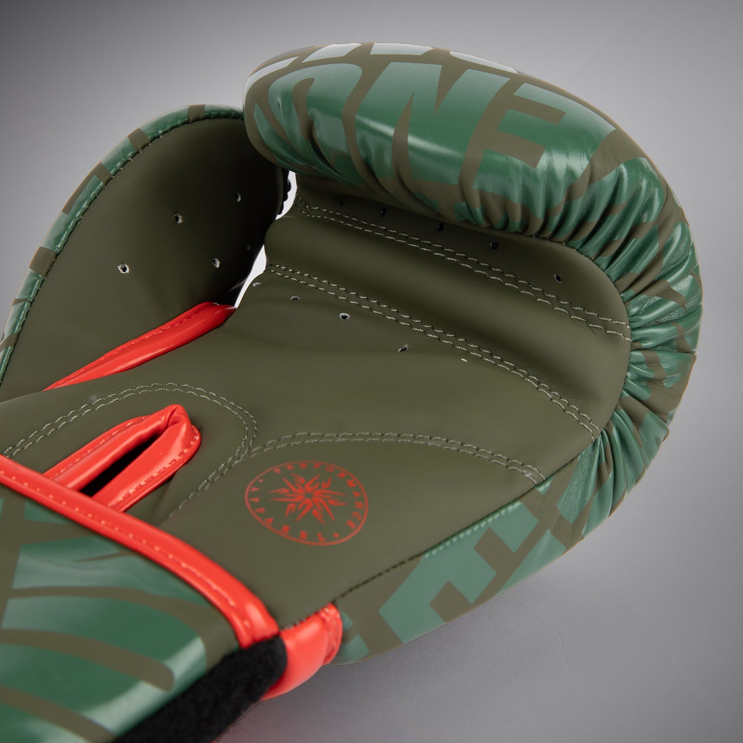 Venum Contender 1.5 XT 儿童款拳击手套 – 军绿色