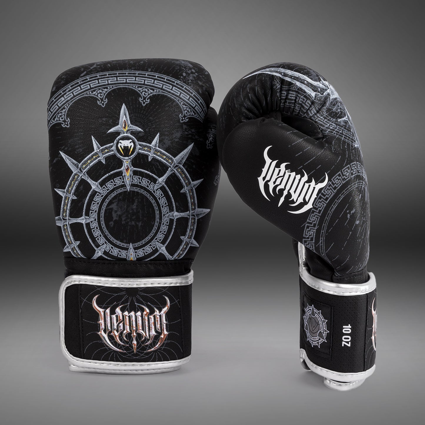 Venum Gladiator 5.0 拳击手套 – 黑色/银色