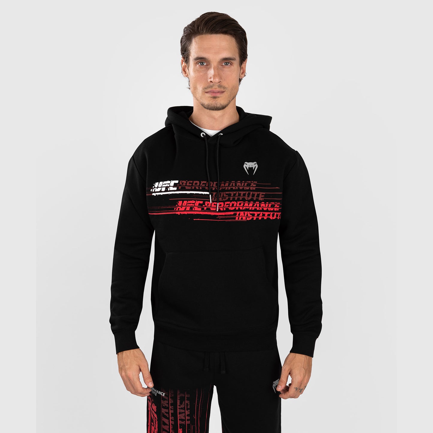 UFC Venum Performance Institute 2.0 男士连帽衫 – 黑色/红色