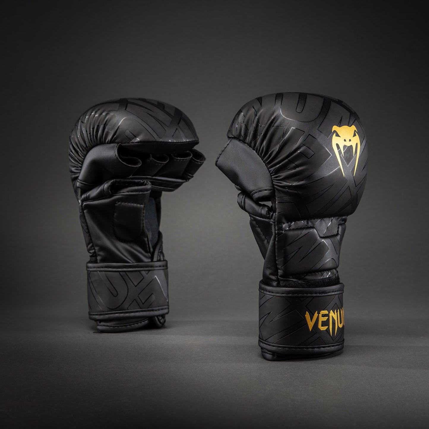 Venum Contender 1.5 XT 3D 实战手套 - 黑色/金色