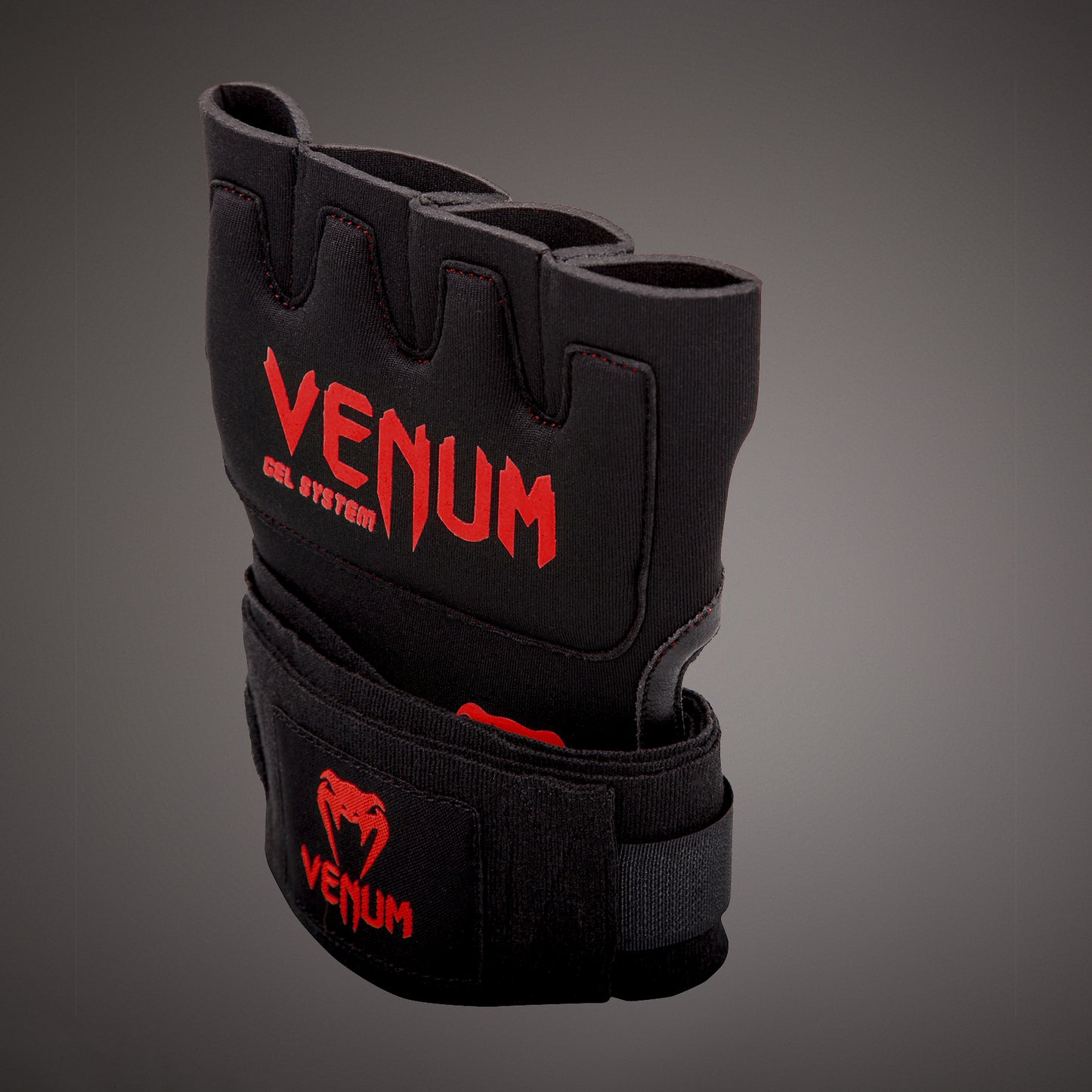 Venum Gel Kontact 快速绷带 – 黑色/红色