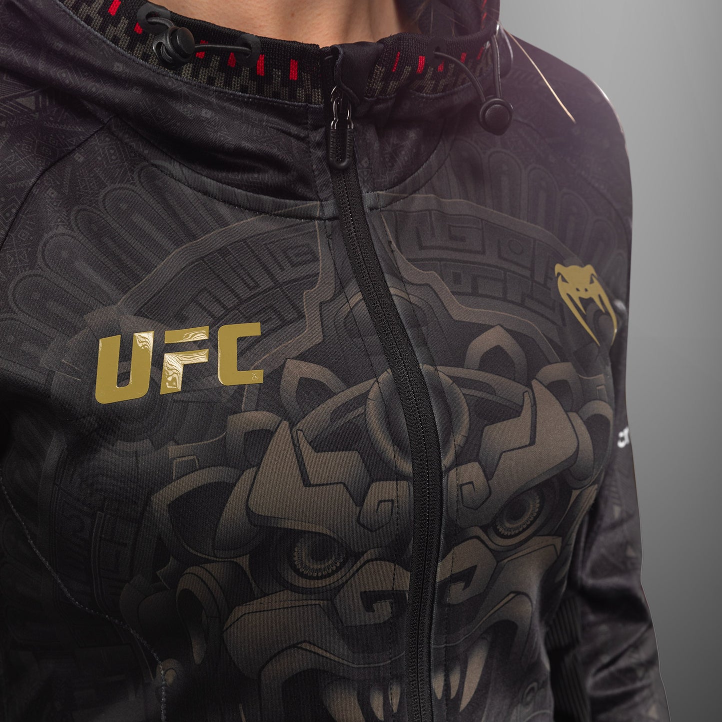 VENUM UFC NOCHE 2.0 BY VENUM 连帽衫 – 黑色