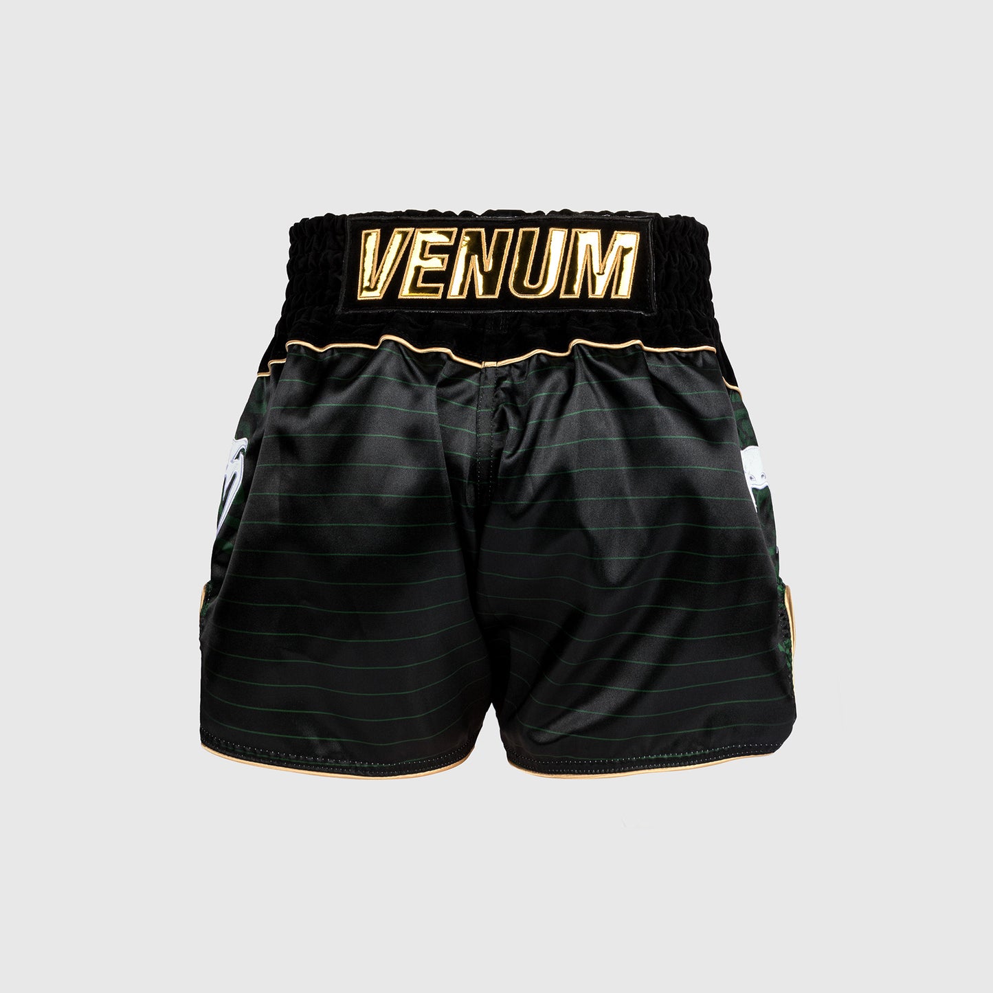 Venum Attack 泰拳短裤 – 黑色/绿色