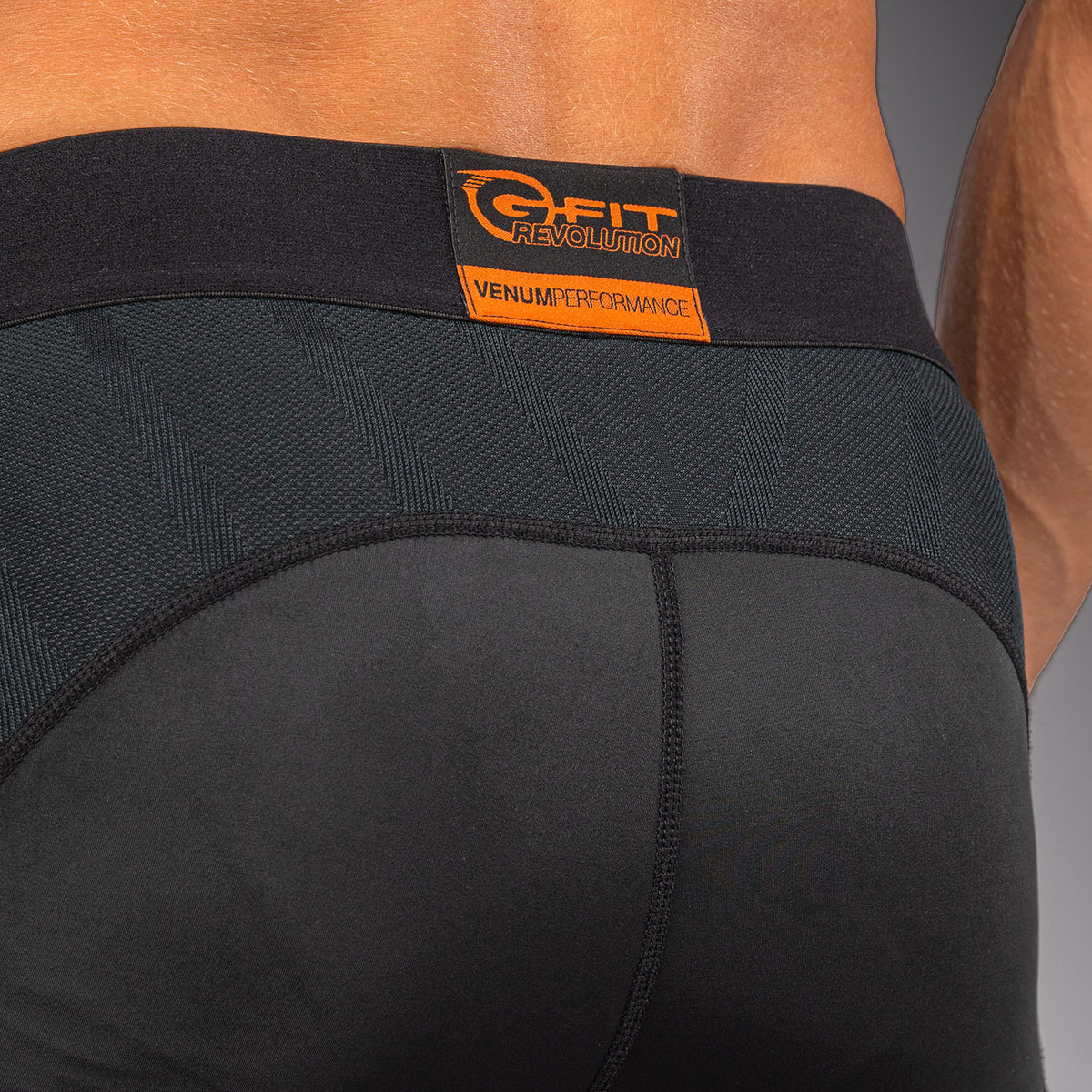 Venum G-Fit Revolution 压缩短裤 - 黑色/铜色