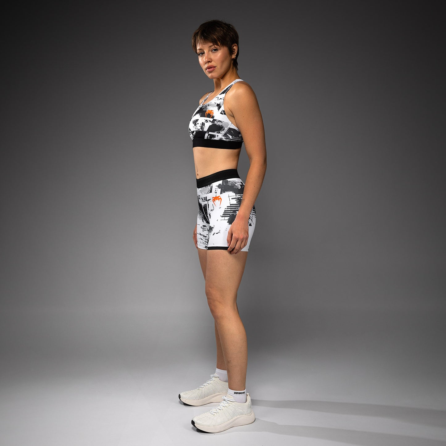 Women’s UFC Zenith by Venum 白色 正品格斗周性能综合格斗短裤