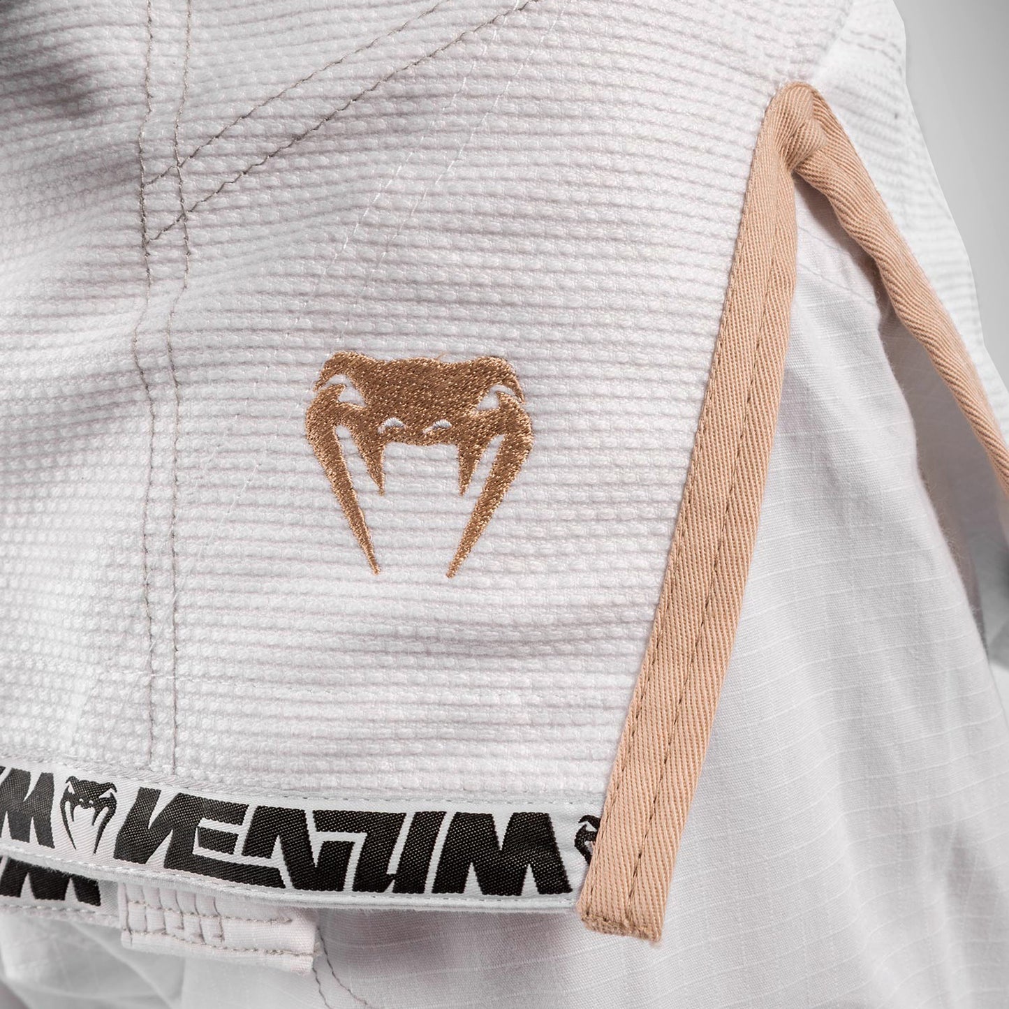 Venum Elite 3.0 柔术服 – 白色