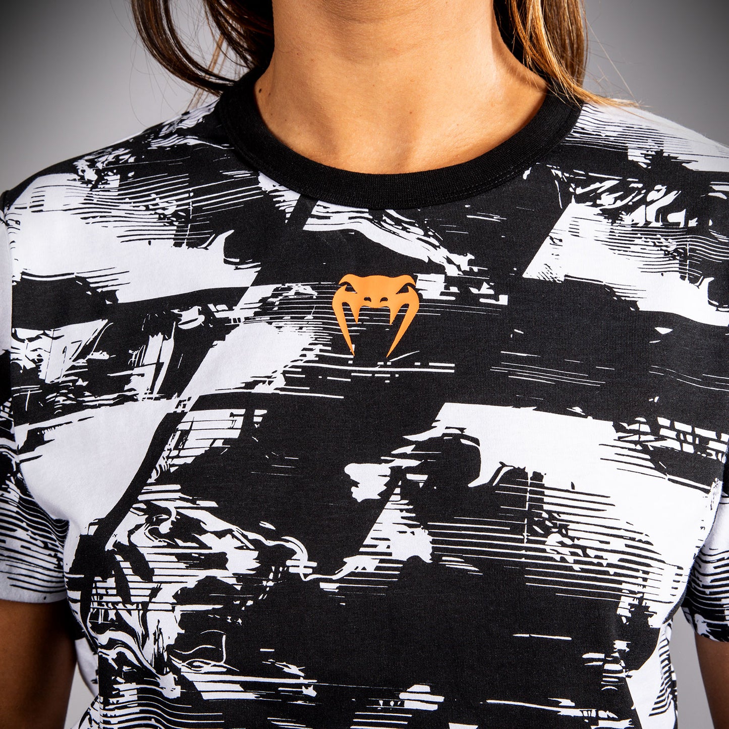 Women’s UFC Zenith by Venum 白色 正品Fight Week 短袖T恤