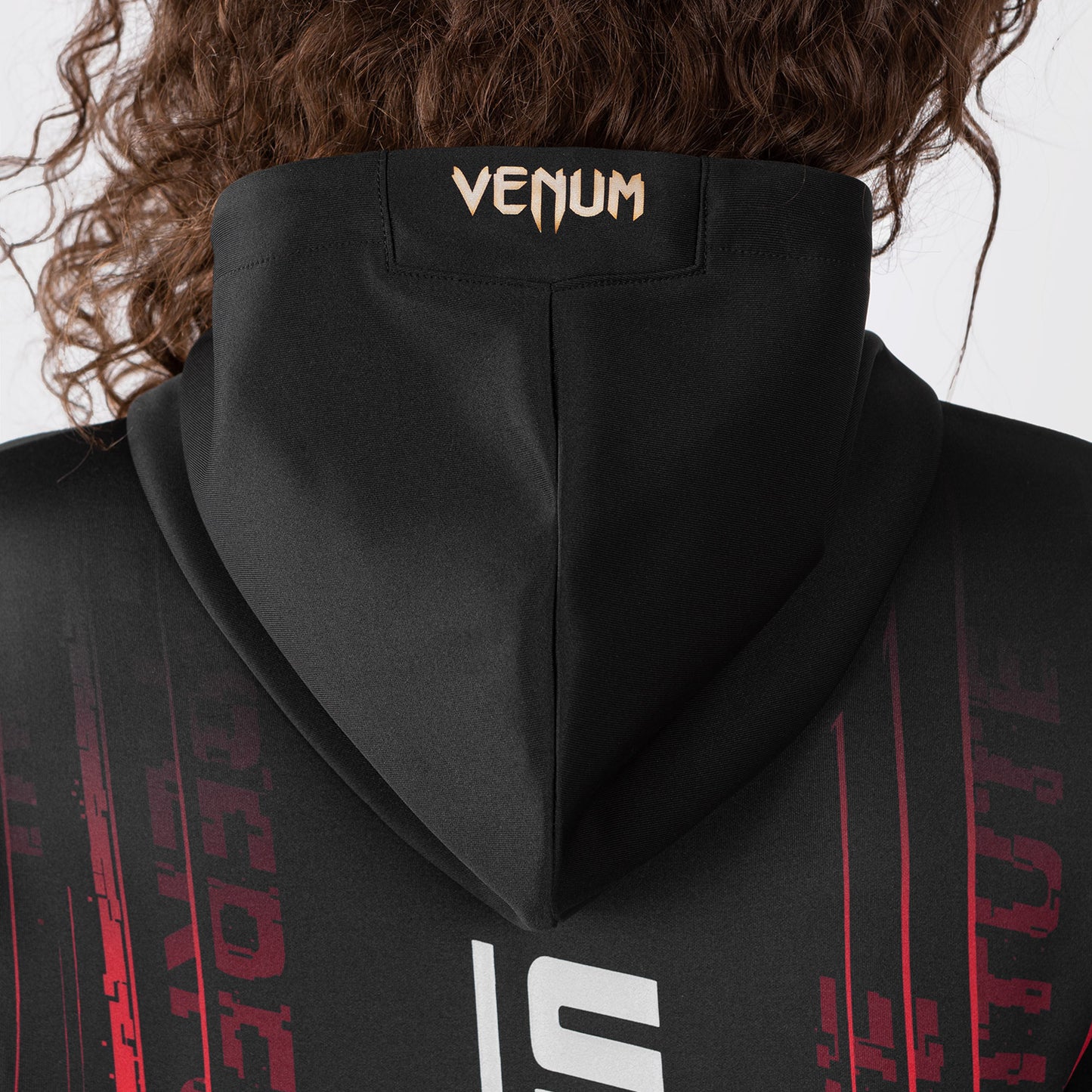UFC Venum Performance Institute 2.0 女士款连帽拉链衫 – 黑色/红色