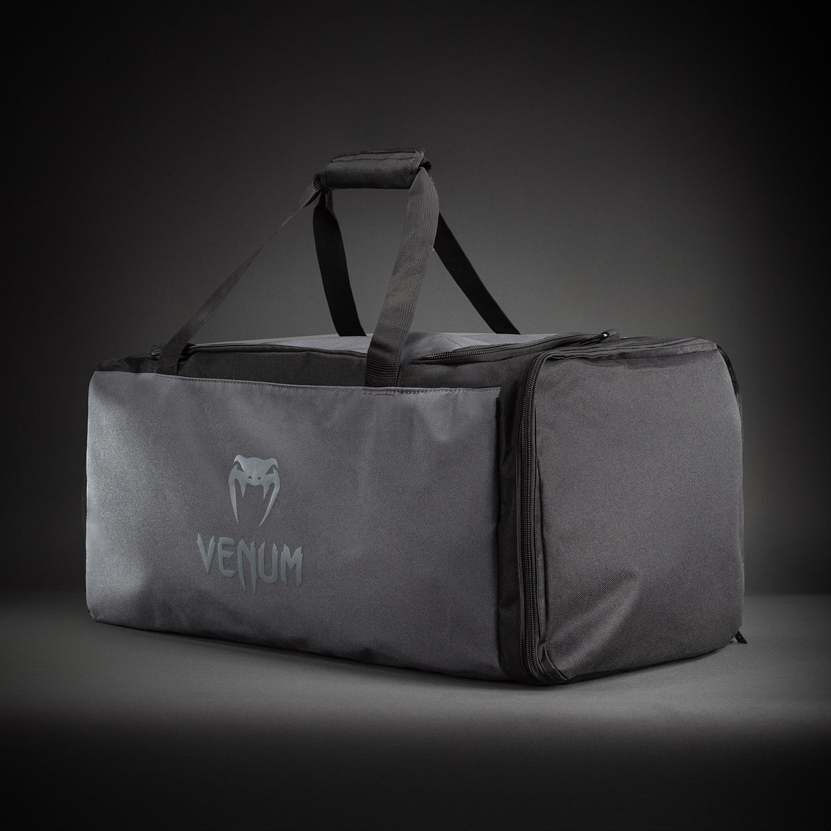 Venum Essential 运动包（61L）- 灰色/黑色