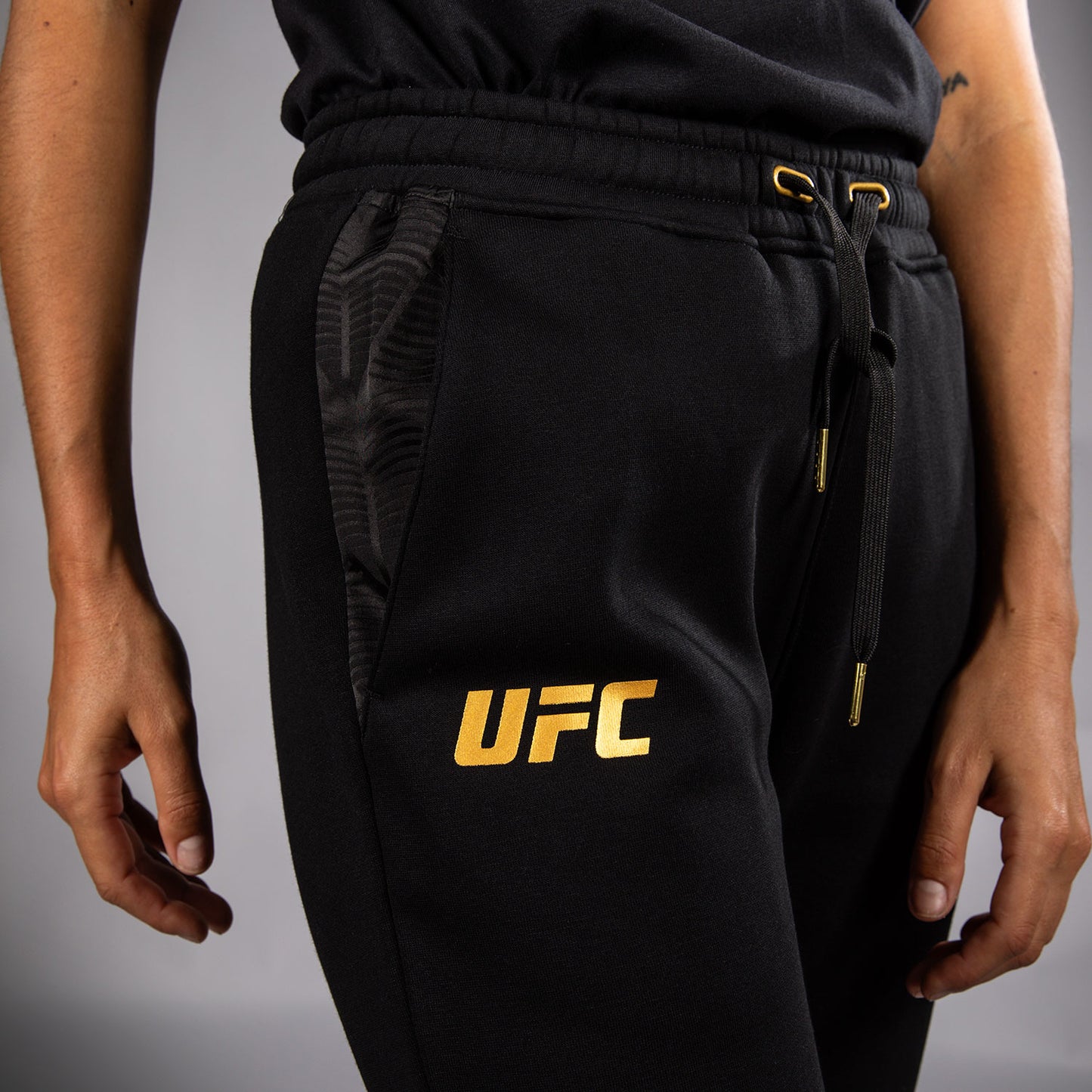 女士款 UFC Zenith by Venum 复制冠军长裤