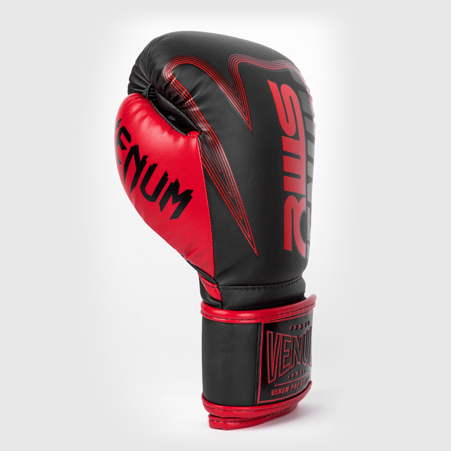 RWS x Venum 拳击手套 – 黑色