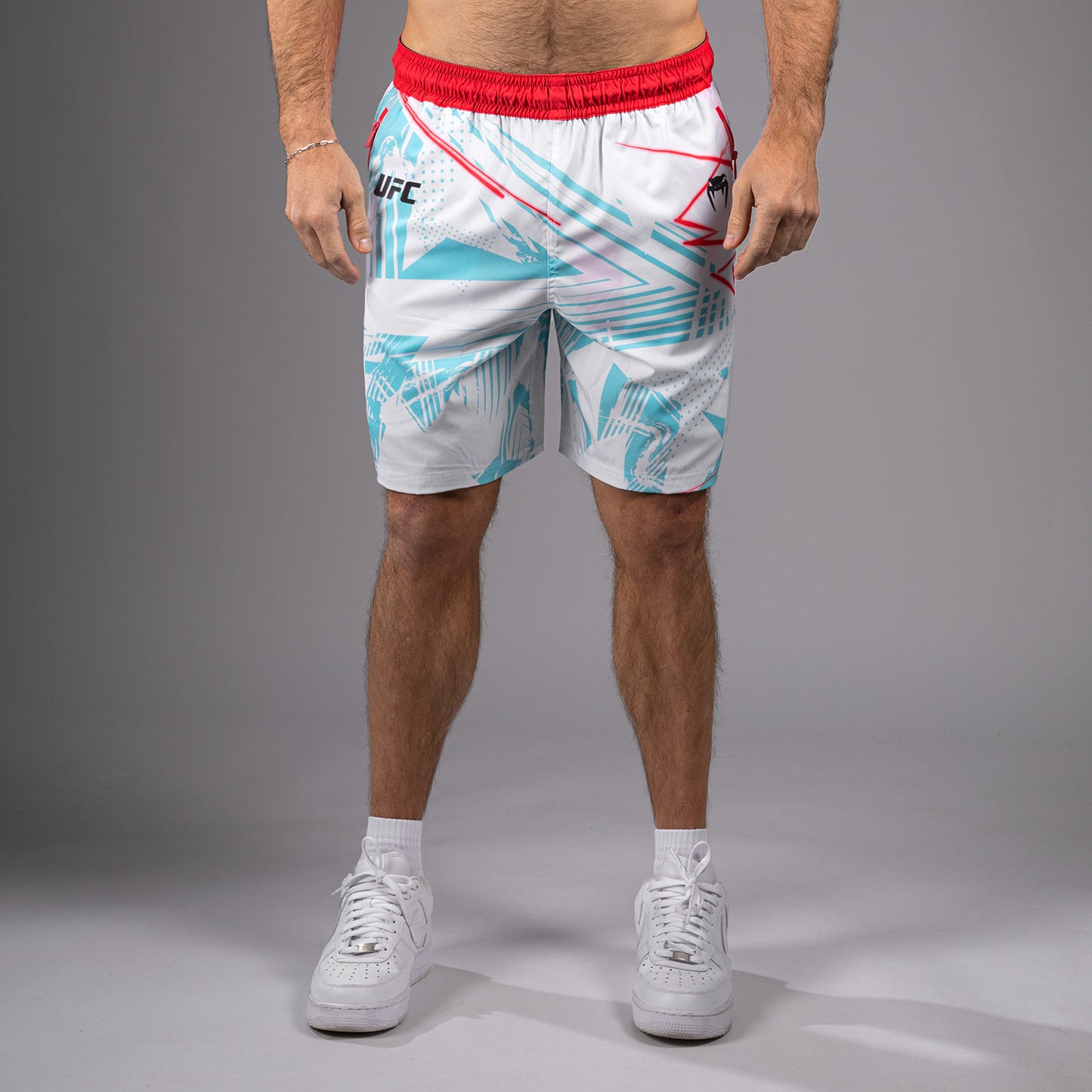 UFC Fusion By Venum Miami Edition 格斗短裤–男士款–白色