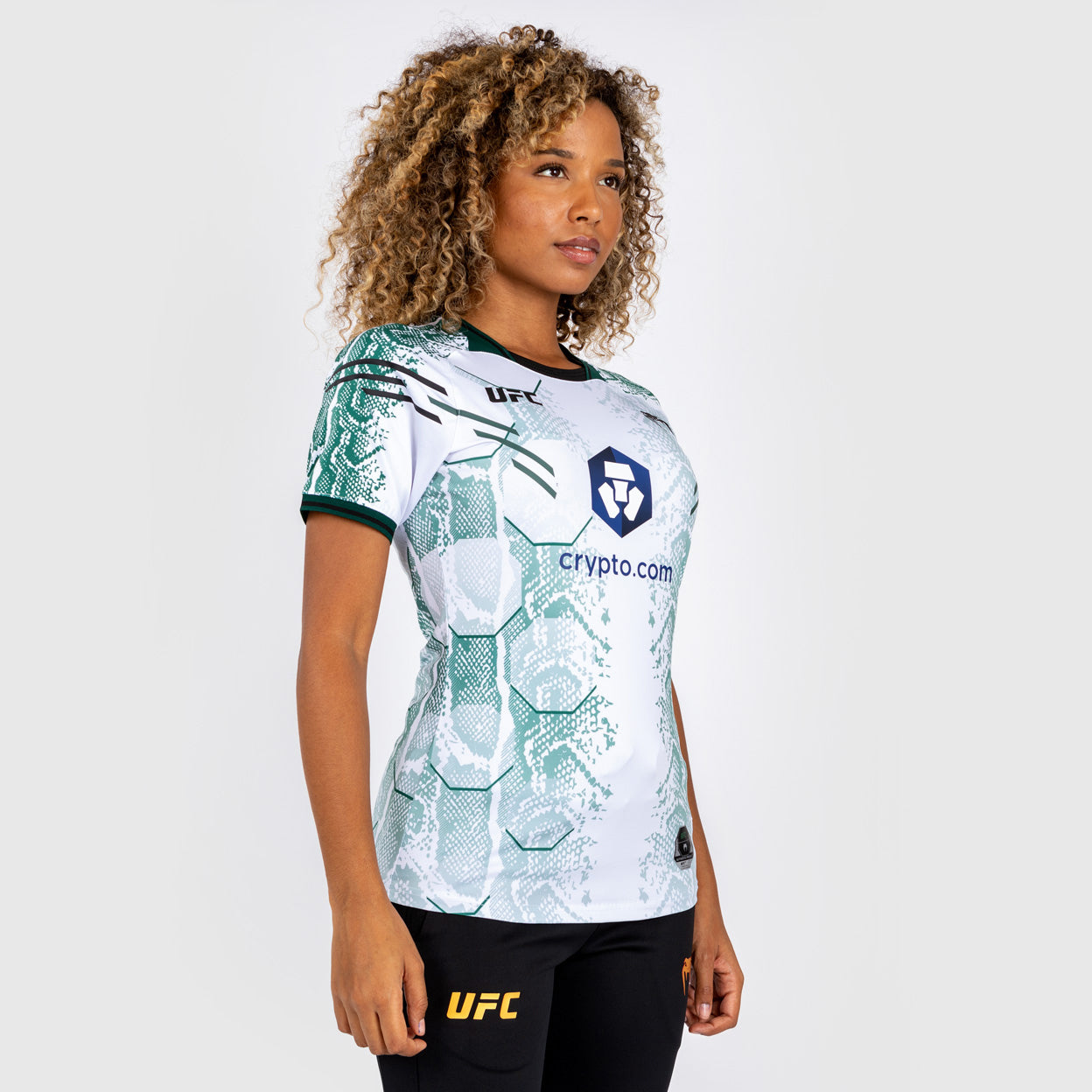 UFC Adrenaline by Venum Authentic Fight Night 女士出场球衣 – 翡翠版 – 白色/绿色