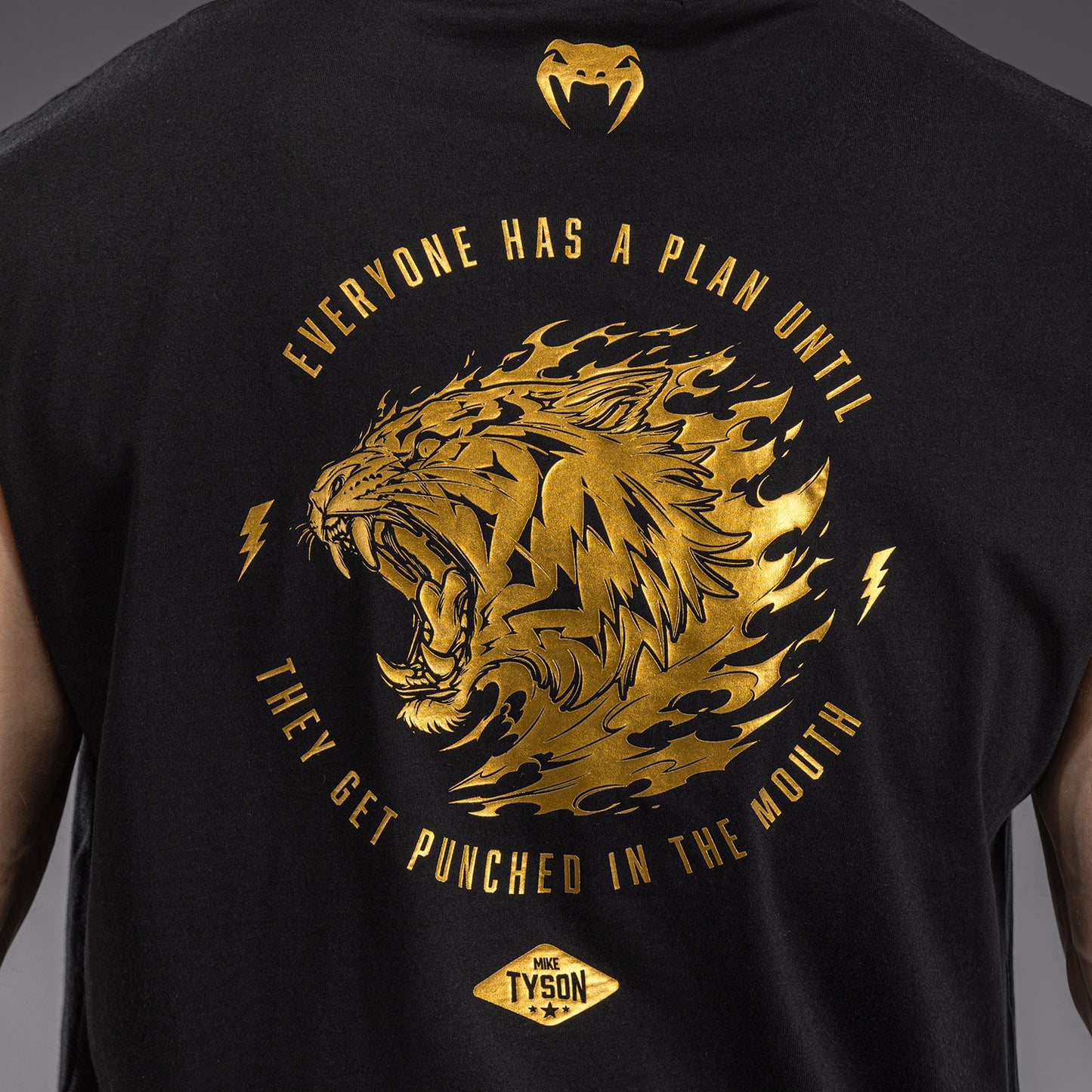Venum x Mike Tyson Tiger无袖T恤 - 黑色/金色