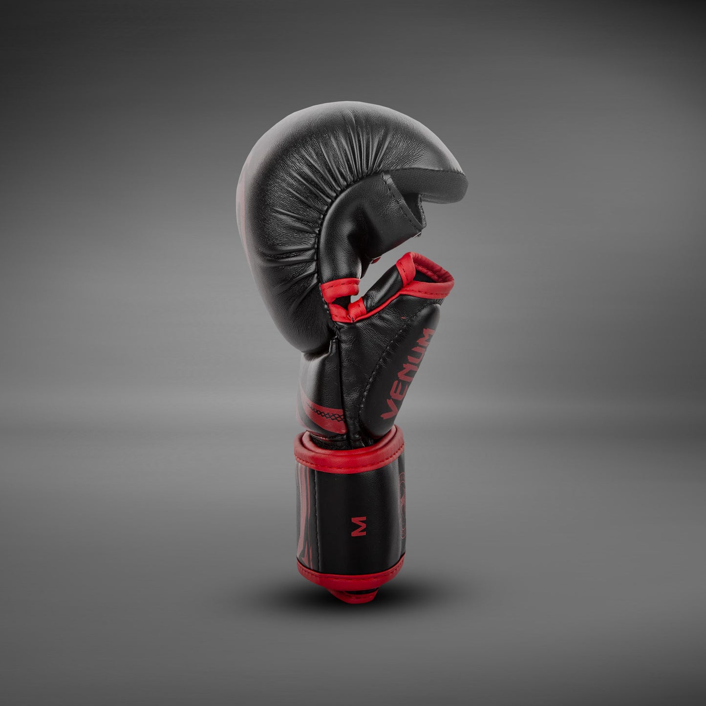 Venum Challenger 3.0 实战手套 – 黑色/红色