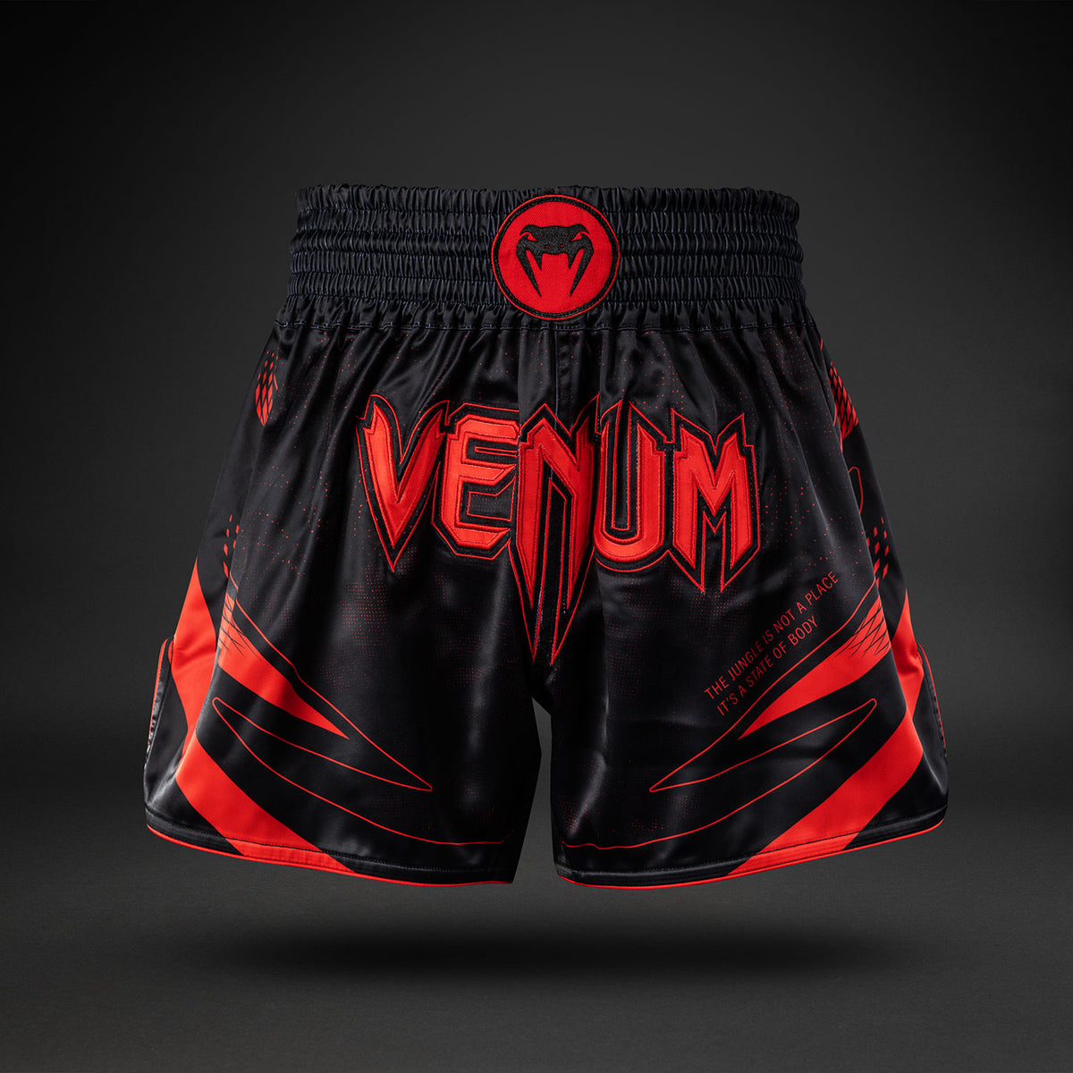 Venum Amazonia Reborn 泰拳短裤 - 黑色/红色