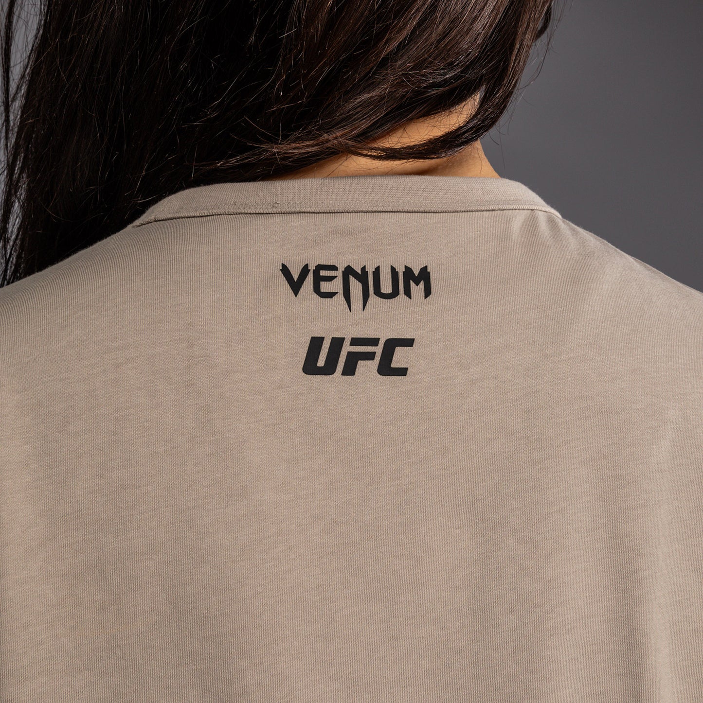 Venum UFC Unity by Venum Authentic Fight Week 女子短袖T恤 - 沙色