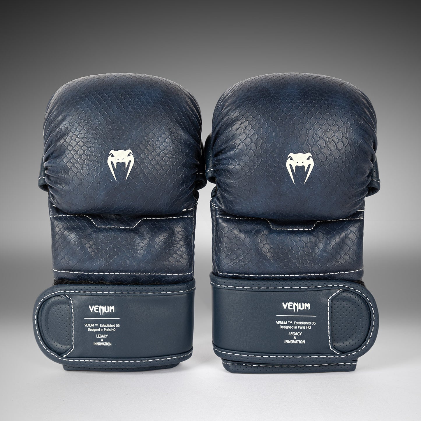 Venum Impact Evo Scales MMA实战手套 – 午夜蓝