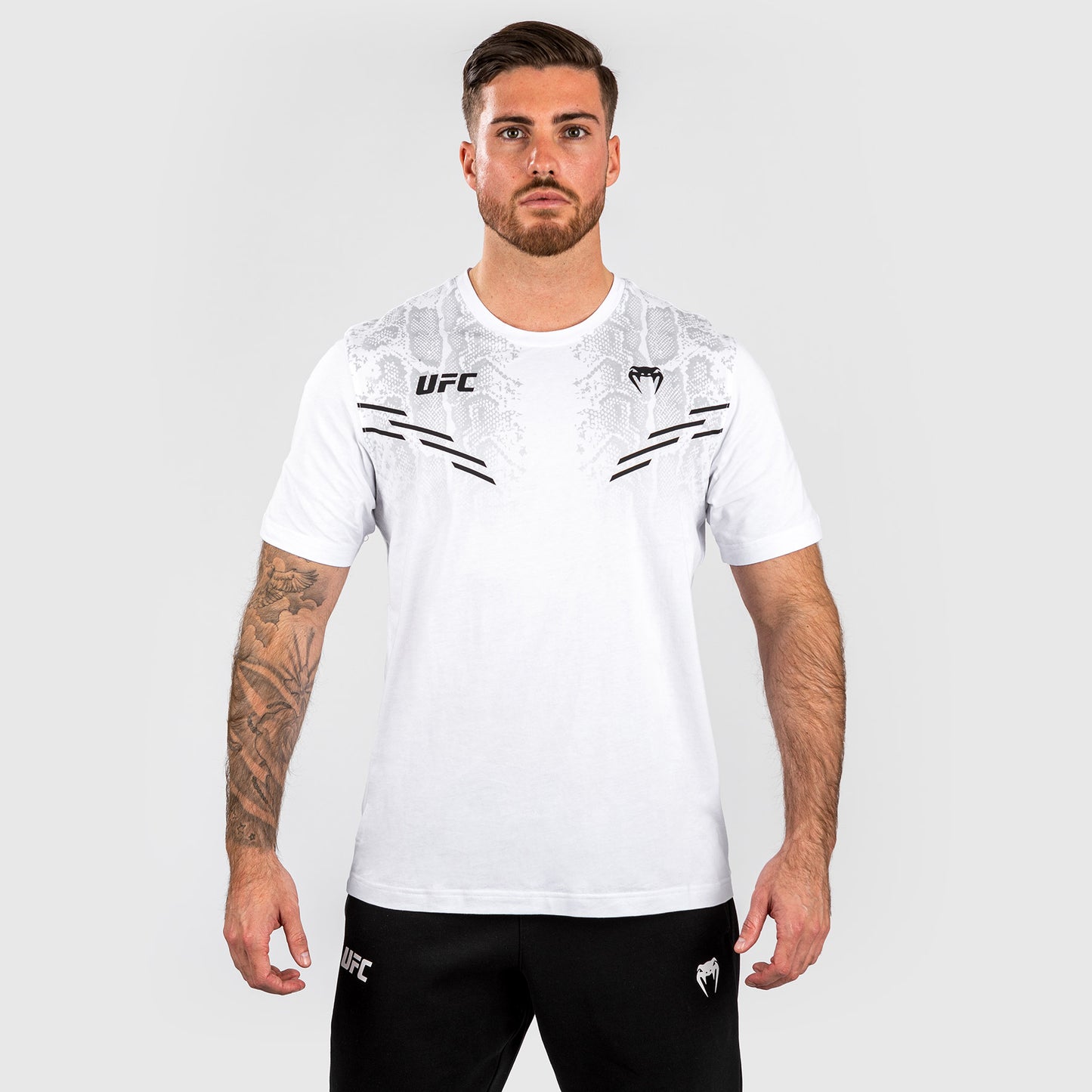 UFC Adrenaline by Venum Replica 男士短袖T恤 – 白色